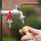 🔥 PROMOÇÃO RELÂMPAGO: 50% DE DESCONTO! ⚙️ Torneira de jardim universal em aço inoxidável com duas saídas – Válvulas independentes, resistente e fácil de instalar 🚰