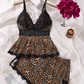Conjunto de pijama com camisola de decote em V com acabamento em renda e calções