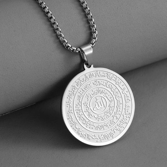 📿✨50% DE DESCONTO⏰ Colar em aço inoxidável, com elegante caligrafia árabe, uma peça de joalharia cheia de estilo💖